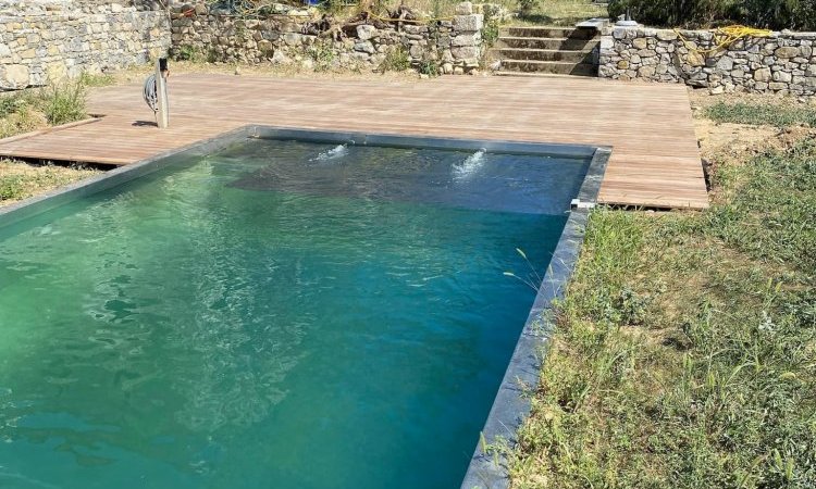 Création d'une terrasse sur plots à Bouquet